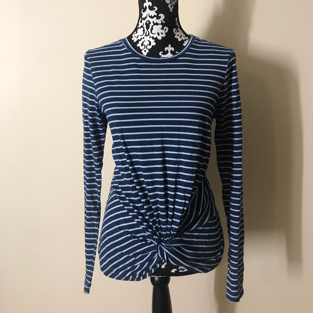 Universal Thread | Gather Tee